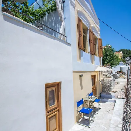 Daire Kalosymi Studio,